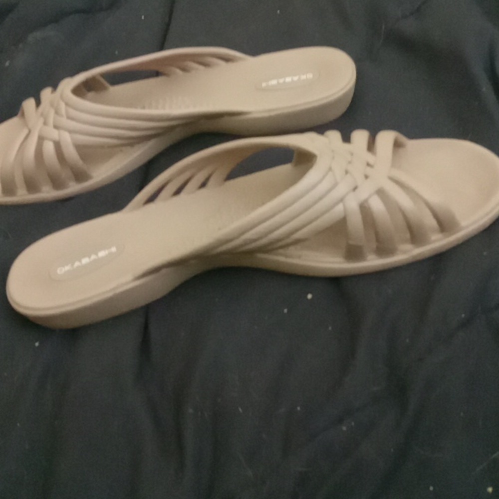 Waterproof sandals - Picture 3 of 3